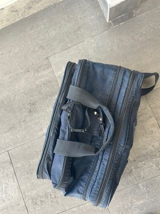 Bolsa de pesca Munich porta carretes y accesorios