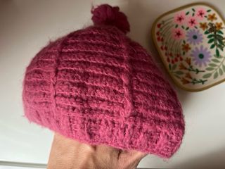 Gorro lana Zara rosa fucsia pompón
