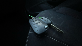 Peugeot 2008 PureTech 110 S&S Allure 81 kW (110 CV)