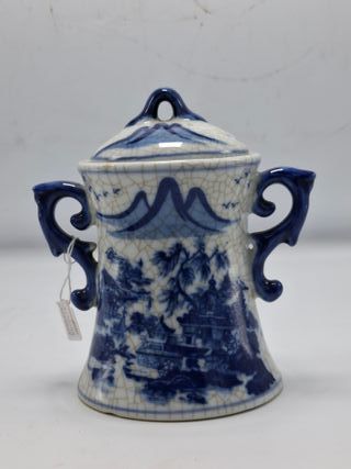 Jarra china con asas estilo antiguo con craquele