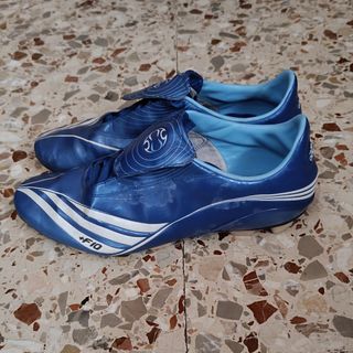 Botas de fútbol Adidas con Tacos - Talla 44 2/3