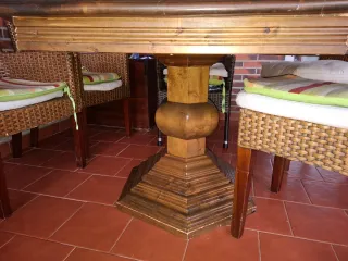 Mesa de nogal maciza