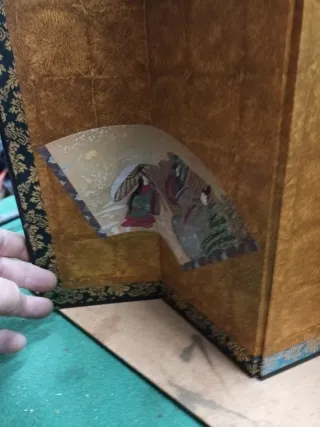 Biombo japonés de papel