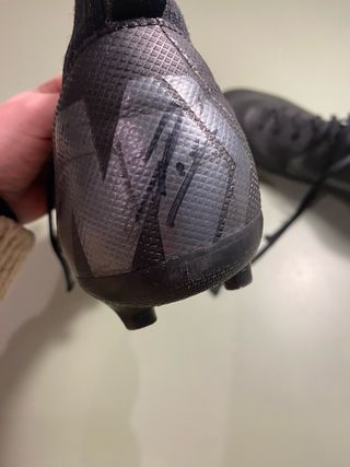 Botas de fútbol Nike Talla 37