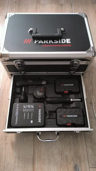 Taladro Percutor Parkside con Maletín