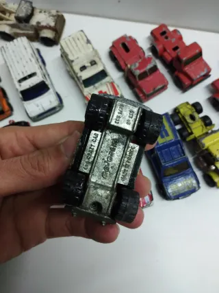 Macchinine vintage in metallo