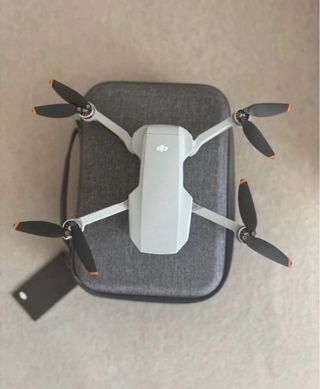 Dron DJI Mini SE Fly Combo tiempo de vuelo 30 min