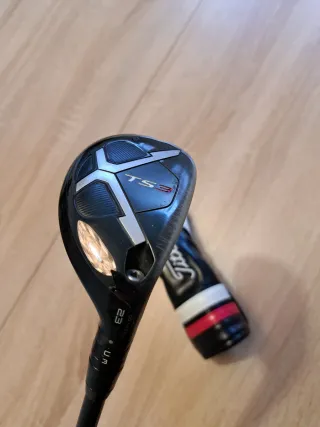 Híbrido Titleist TS3 23°