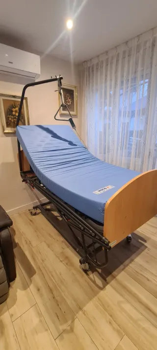 Cama Ortopédica Eléctrica Gerialine con Ruedas