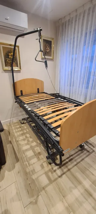 Cama Ortopédica Eléctrica Gerialine con Ruedas