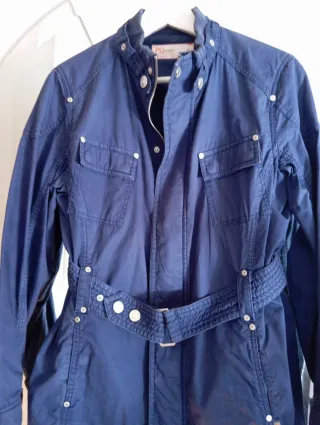 Chaqueta azul Purificación García