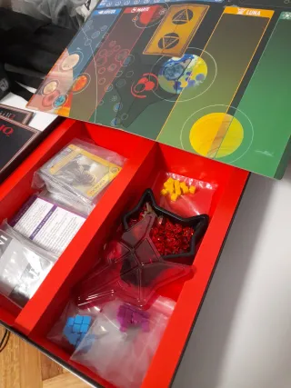 Amanecer Rojo, Juego de Mesa