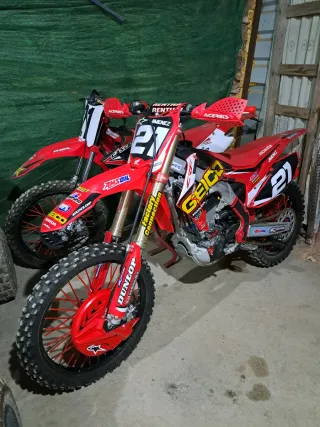 Se vende o se cambia Honda CRF 250 4T 2017
