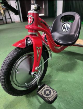 Triciclo Rojo Schwinn