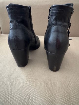 Nero Giardini stivaletti tacco pelle