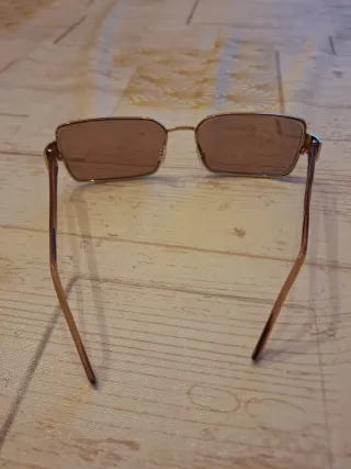 Gafas Carolina Herrera Marrón y Dorado