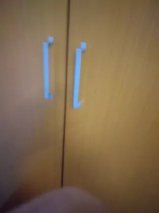 Armario 4 puertas madera 240x195cm