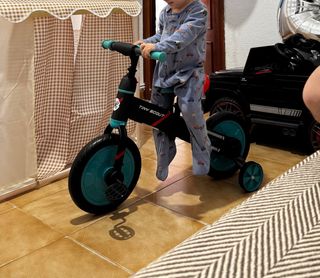 Bicicleta de equilibrio Tiny Scout 4 en 1