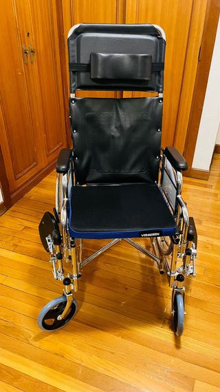 Silla de Ruedas Plegable, reclinable. NUEVA !!