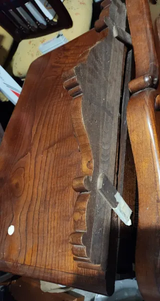 Mesilla de noche de madera