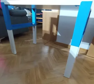 Escritorio Ikea Blanco y Azul