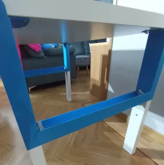 Escritorio Ikea Blanco y Azul