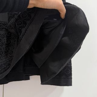 Talla XL - Falda negra estampado flores