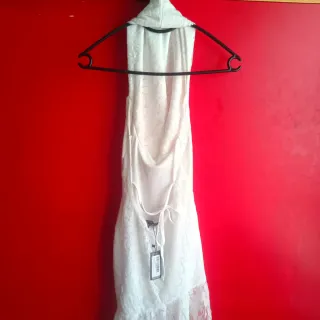 Vestido blanco Boohoo talla 34 con etiqueta