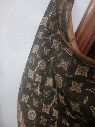 Enorme bufanda, pañuelo, chal de lana nuevo