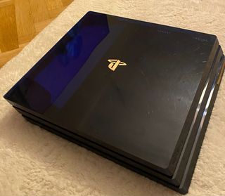 PS4 Pro 500 Million Limited Edition 2TB