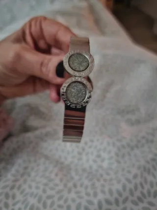 Pulsera con diseño griego