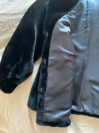 Abrigo de piel de mouton negro