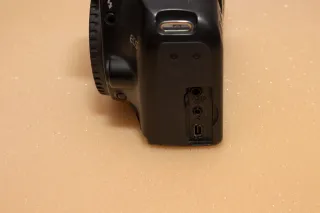 Canon EOS 1000D Cámara Digital Negra