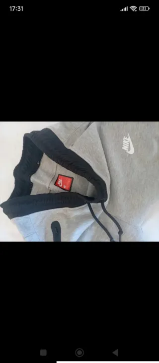 Nike Tech Fleece Joggers Grises