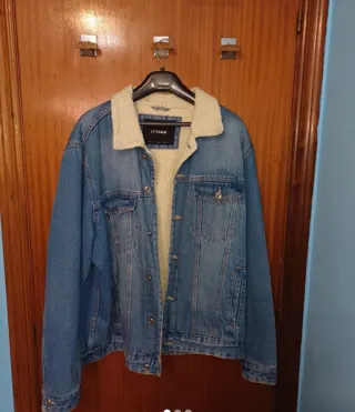 Chaqueta vaquera con borrego