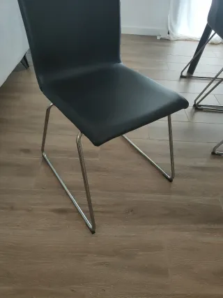 6 Sillas LILLÄNÄS IKEA negra y cromada