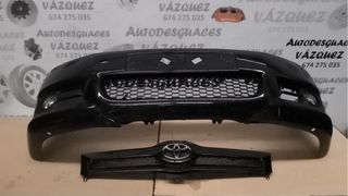 Defensa delantera Toyota Corolla verso 04/07 Negra