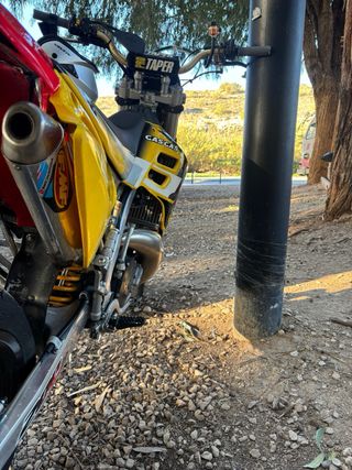 3500€Moto de enduro GAS GAS EC 200/2 tiempos/2004