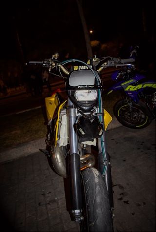 3500€Moto de enduro GAS GAS EC 200/2 tiempos/2004