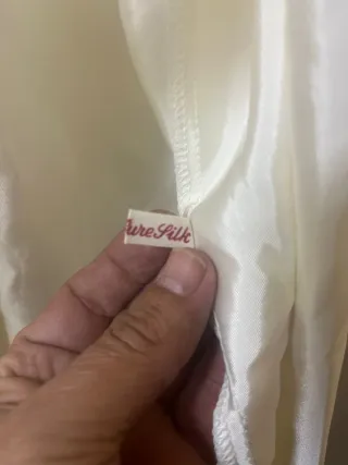 Kimono de seda bordado floral