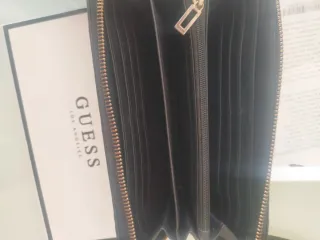 Monedero Guess Negro