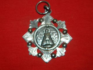 Medalla antigua plata Virgen Montserrat 3,6 gramos