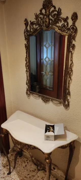 Mesa consola y espejo bronce