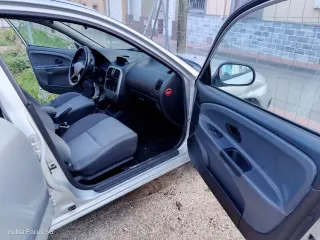 Mitsubishi Carisma 2002