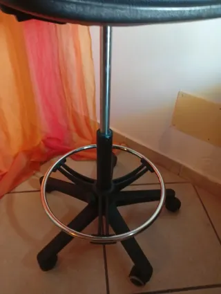 Sedia/Sgabello professionale con ruote alt min 56