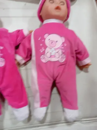 Dos muñecos bebés con sonido