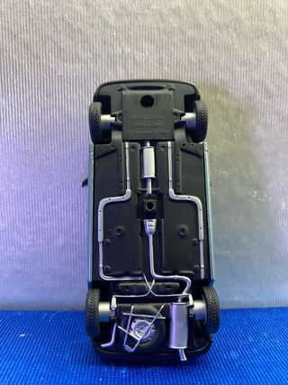 COCHE EN MINIATURA RENAULT CLIO ESCALA 1:43