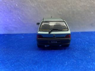 COCHE EN MINIATURA RENAULT CLIO ESCALA 1:43