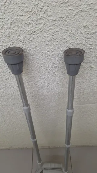 Muletas infantiles ajustables