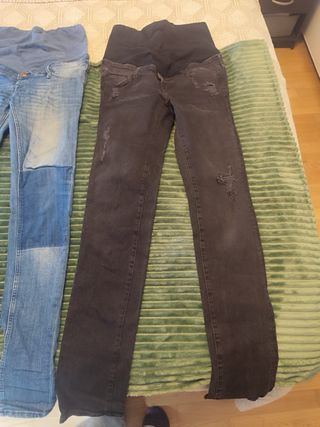 Lote Ropa Premamá: 3 Vaqueros y 1 Bermuda